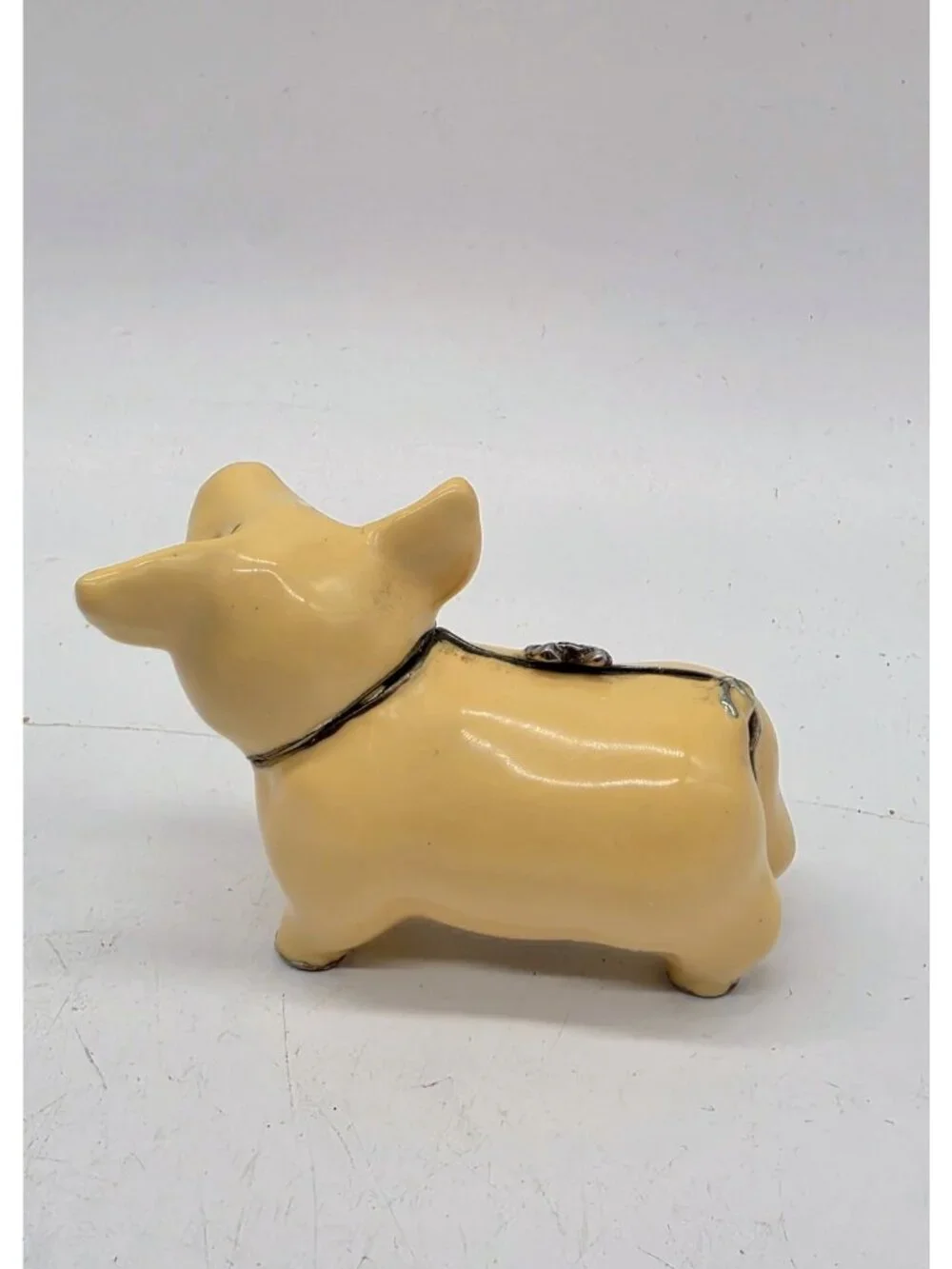 Enamel Hinged Pig Trinket Box Magnetic Closure Vintage Farmhouse Country Swine